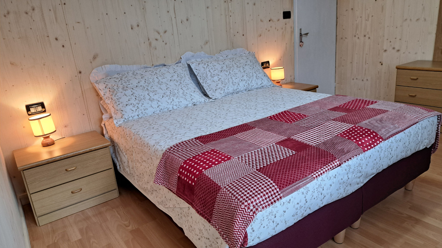 Appartamento Vacanze / Flat / Wohnung zu vermieten a Predazzo - Sergio e Edith - Via Cesare Battisti 6 - Tel: 3931123171